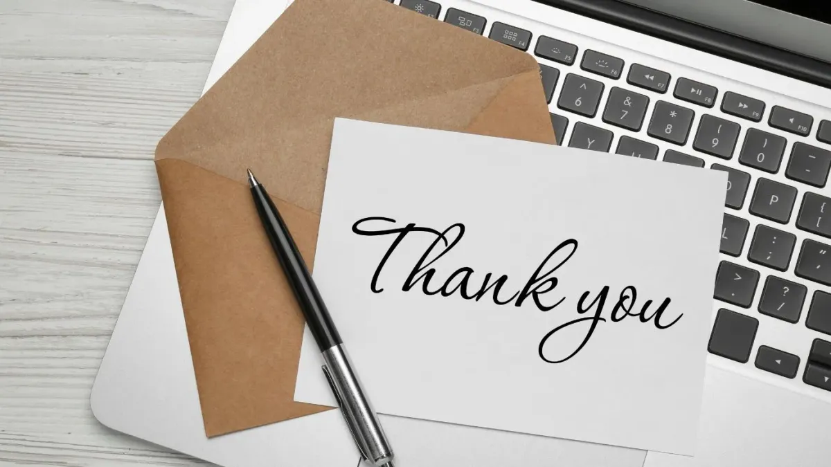 How to Thank a Colleague: A Complete Guide for Employees and