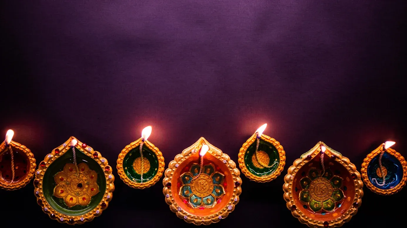 Happy Diwali 2022 Messages and Laxmi Puja Greetings: Share Shubh Deepavali  Wishes, Images and HD Wallpapers With Your Loved Ones To Celebrate the  Festival of Lights | 🙏🏻 LatestLY