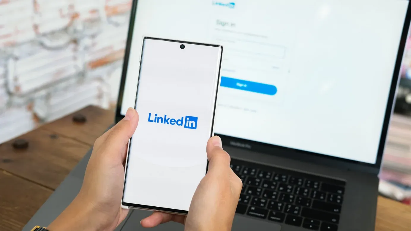 how to delete LinkedIn account